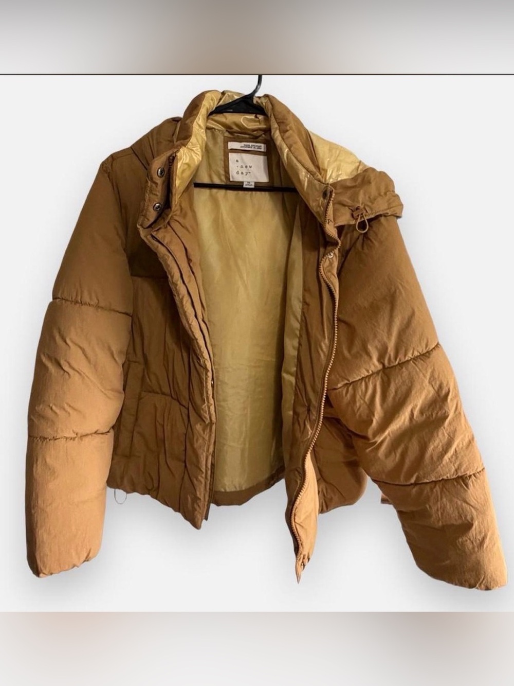 a new day Cropped Puffer Jacket in Camel Brown